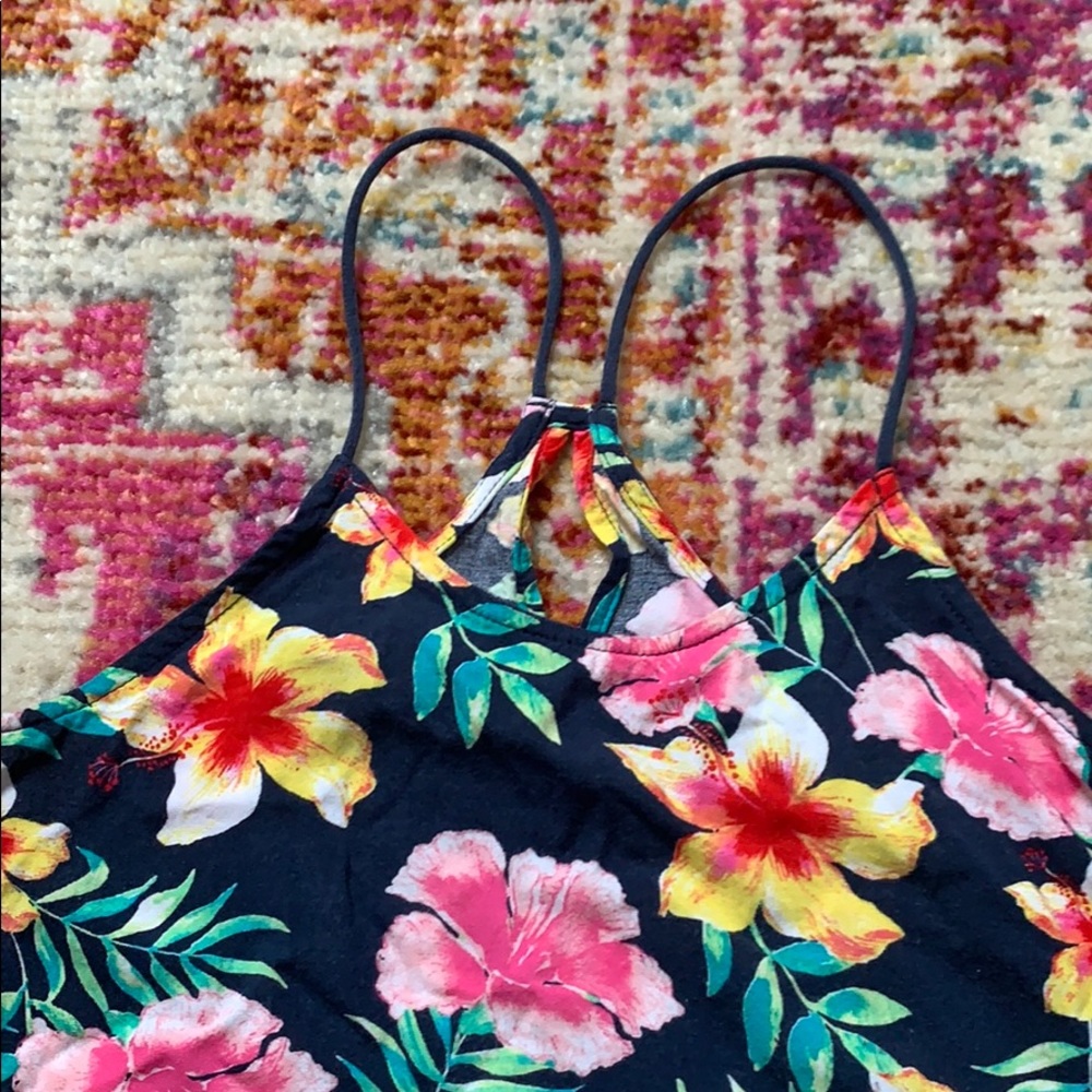 Hawaiian 🌺 Racerback Tank Top - Picture 2 of 5